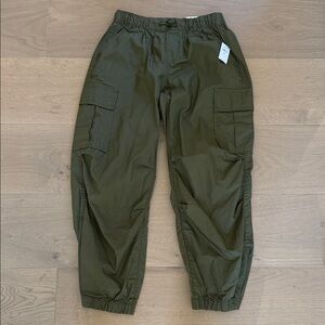 Gap Kids Wash Well Cargo Jogger Pants in Olive Green  Size Large (10) - NWT